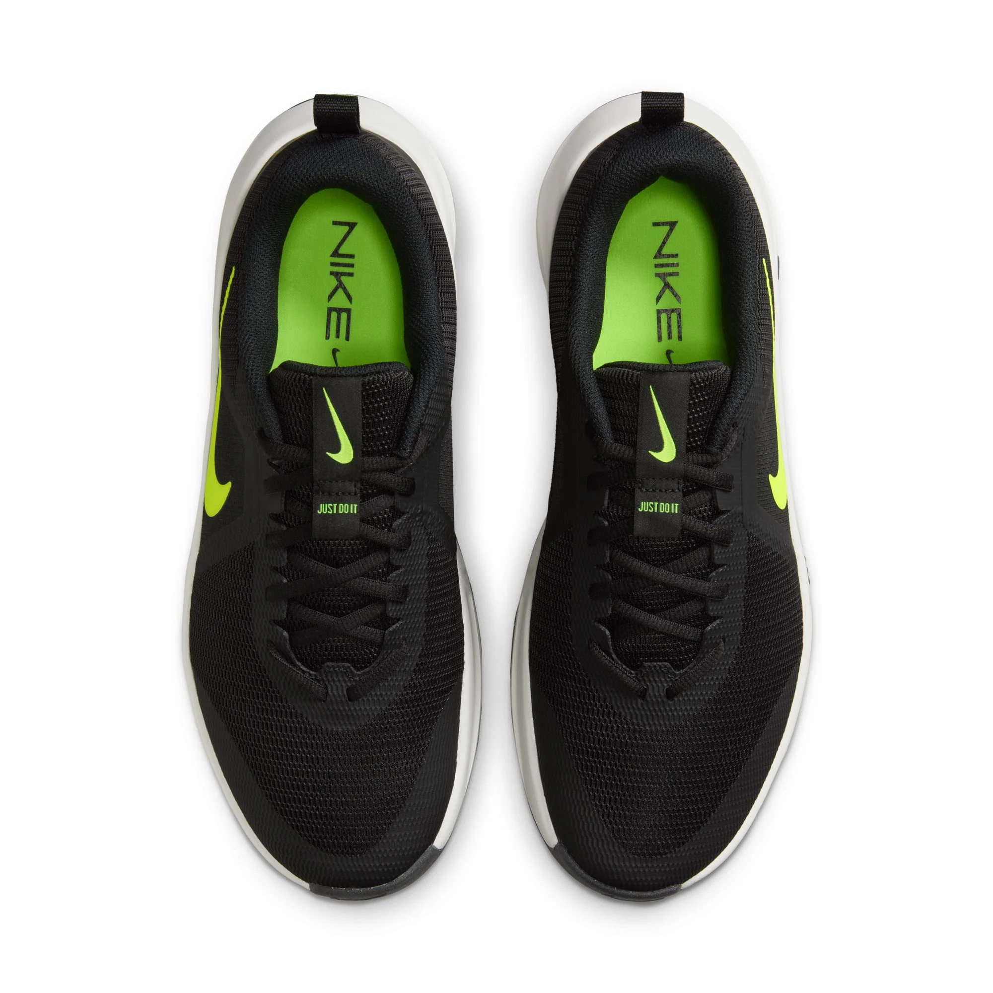 Souliers de sport Nike pour hommes - MC TRAINER 3 - Image 10