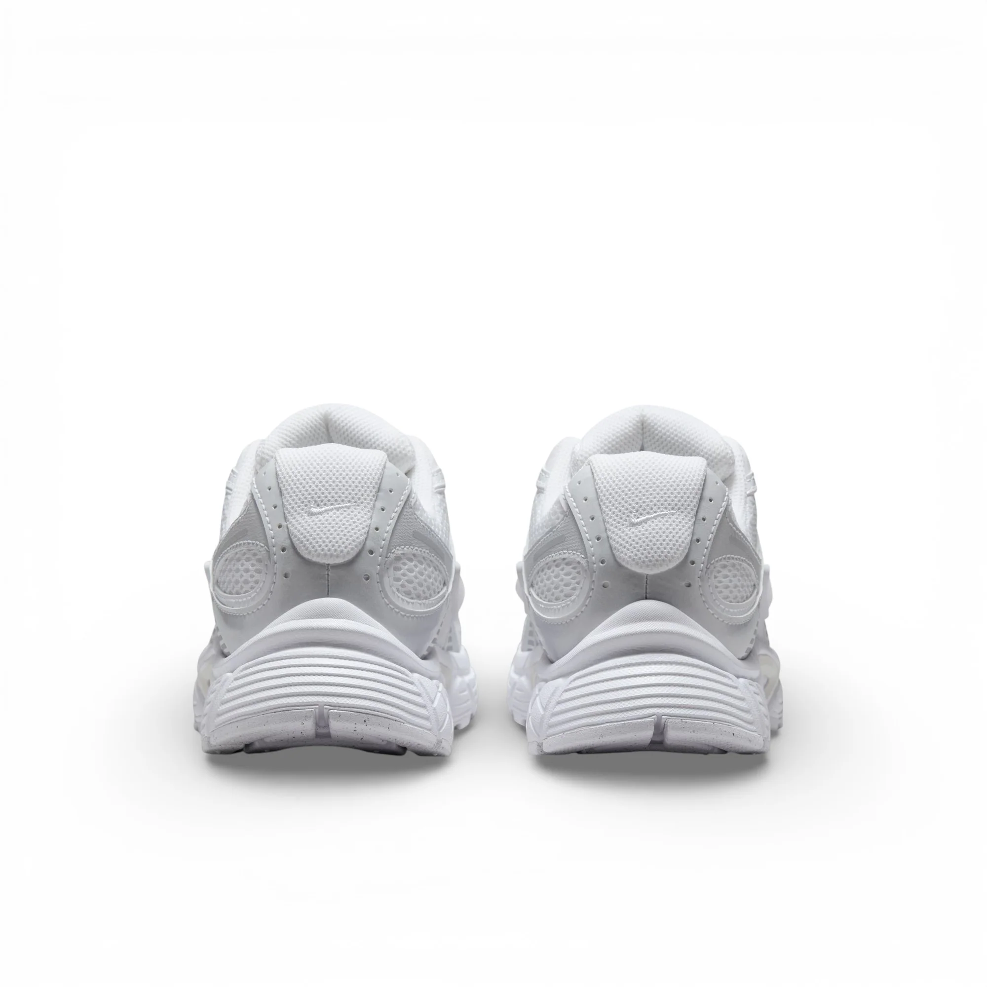 Souliers mode Nike pour femmes - NIKE V5 RNR - Image 13
