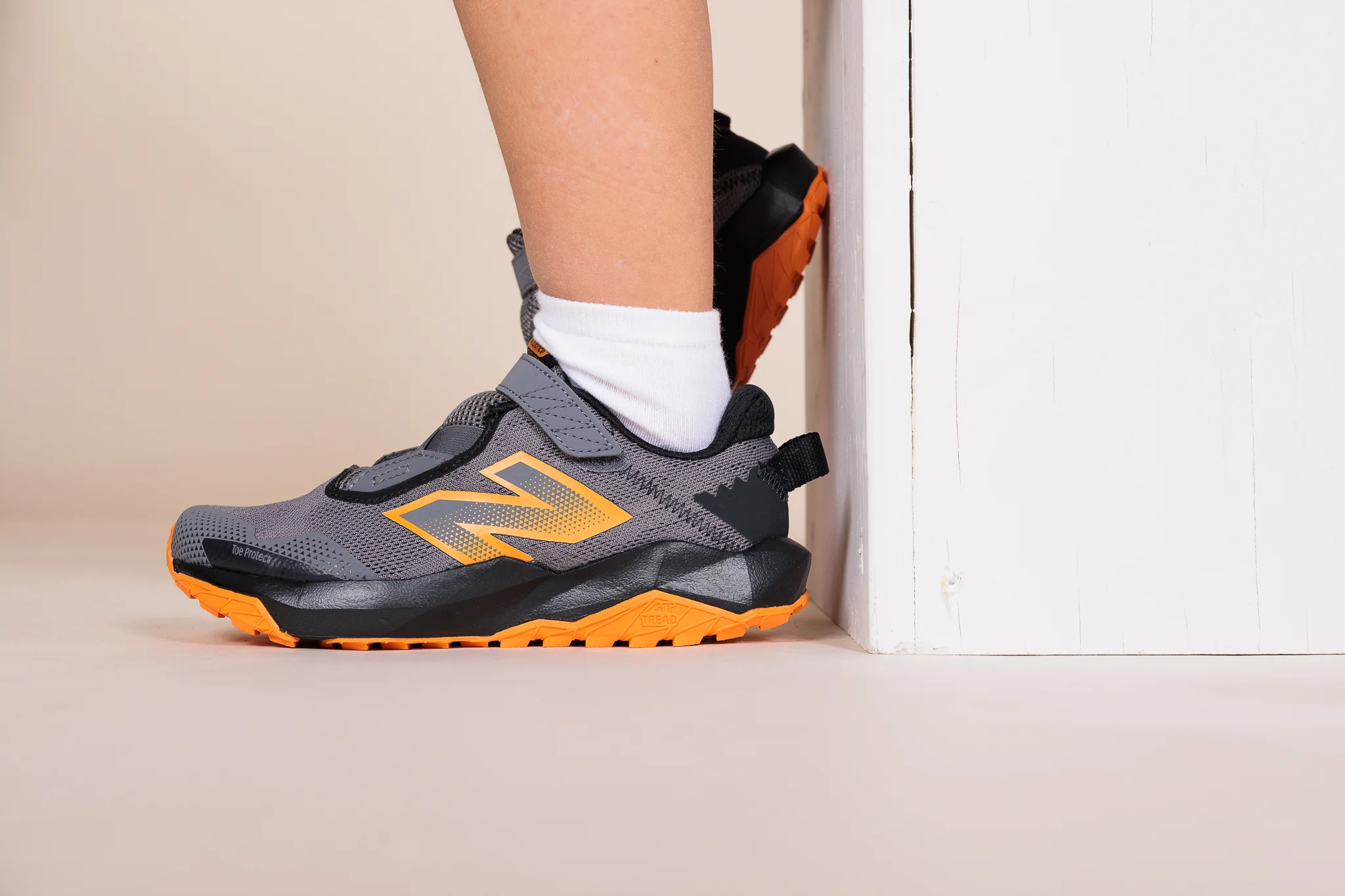 Souliers de course de sentier New Balance pour garçons - NITREL V6 - Image 13