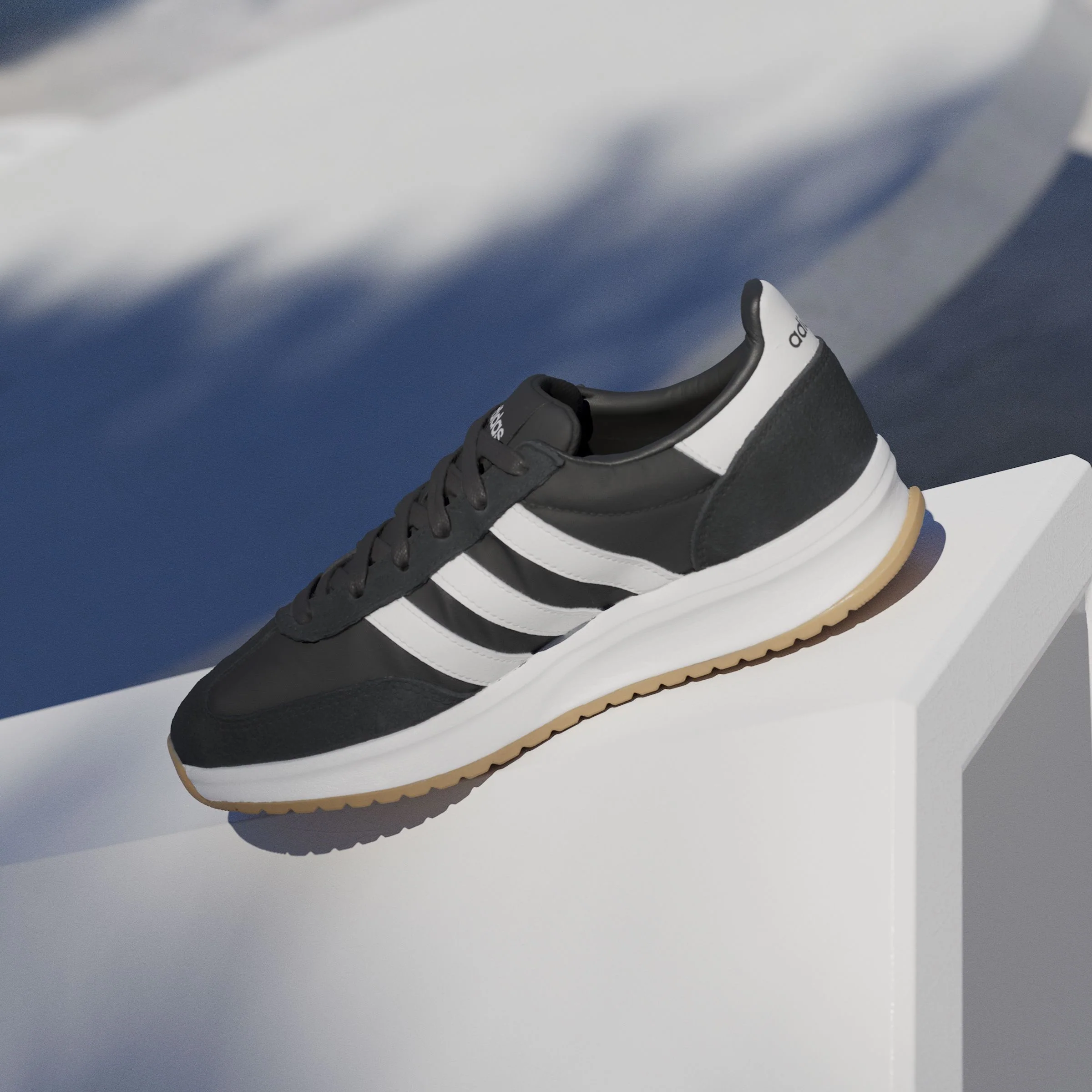 Souliers Adidas pour femmes - RUN 70S 2.0 - Image 13