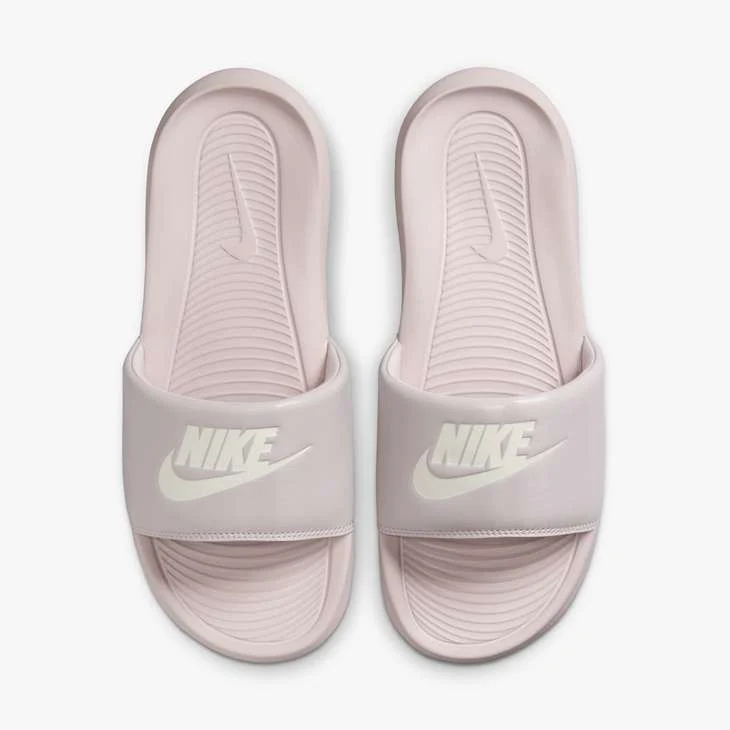 Sandales de plages Nike pour femmes - Victori one - Image 10
